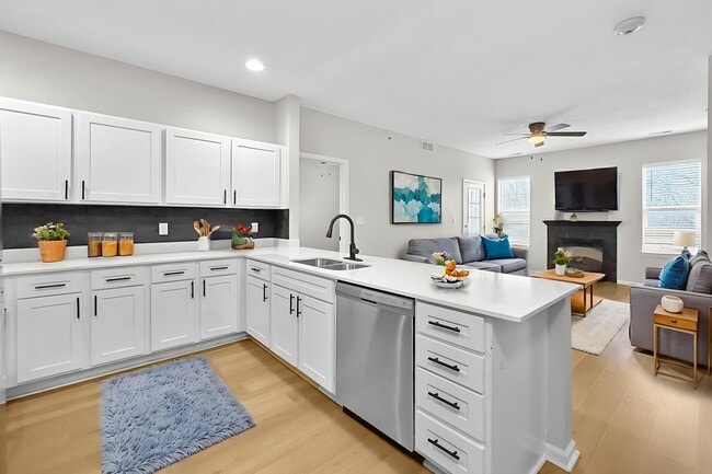 Pointe 28 in Ankeny, IA - Building Photo - Building Photo