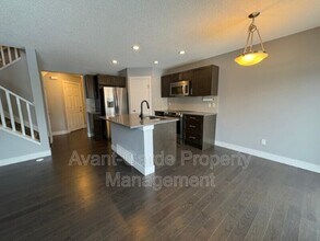 636-642 42 Ave NW in Edmonton, AB - Building Photo - Building Photo