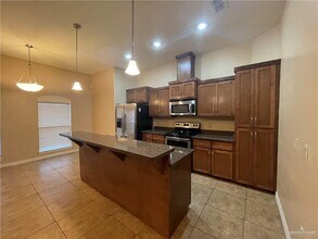 13 Mimosa St in Palmview, TX - Building Photo - Building Photo