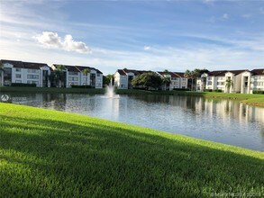 4420 NW 107th Ave-Unit -301 in Doral, FL - Building Photo - Building Photo