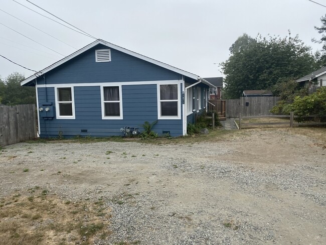 property at 1671 Old Arcata Rd