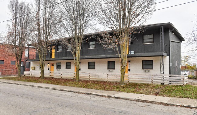 458 Miller Ave in Columbus, OH - Building Photo - Building Photo