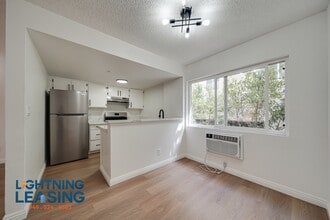 13912 Sayre St in Los Angeles, CA - Building Photo - Building Photo