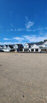 15544 Finley Way in South Beloit, IL - Building Photo