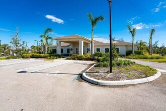 25525 Gorham Ln in Punta Gorda, FL - Building Photo - Building Photo