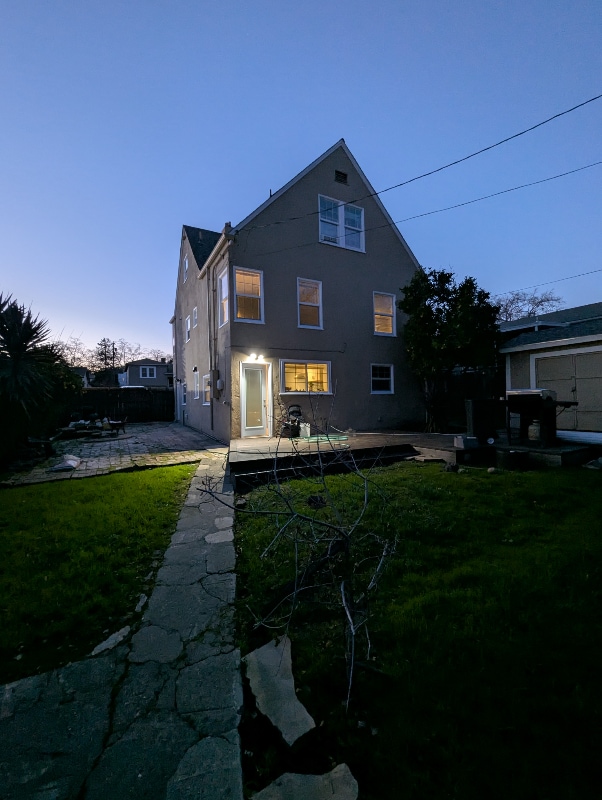 138 Viewmont Ave in Vallejo, CA - Foto de edificio - Building Photo