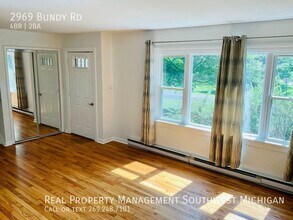 2969 Bundy Rd in Coloma, MI - Building Photo - Building Photo