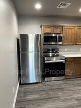 211 S Ash Ave in Ada, OK - Building Photo - Building Photo