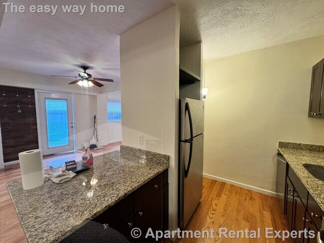 205B Highland Ave in Somerville, MA - Foto de edificio - Building Photo