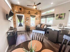 107 Long Hammock Dr in River Ranch, FL - Building Photo - Building Photo