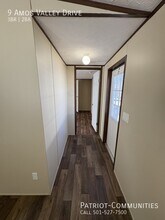 9 Amos Valley Dr in Springfield, IL - Building Photo - Building Photo