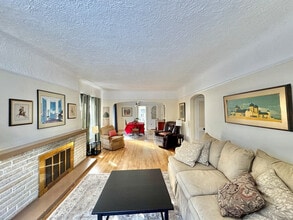 3574 Lynnfield Rd in Shaker Heights, OH - Building Photo - Building Photo