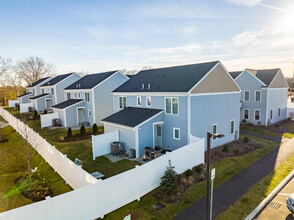 Carver Landing in Plymouth, MA - Building Photo - Building Photo