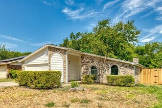 3729 Casa Del Sol Ln in Dallas, TX - Foto de edificio - Building Photo