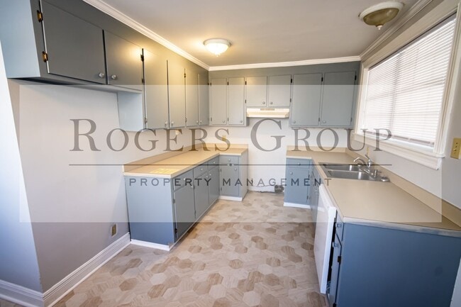 305 White Oak Dr in Henderson, NC - Building Photo - Building Photo