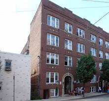 5105 Hudson Ave in West New York, NJ - Building Photo