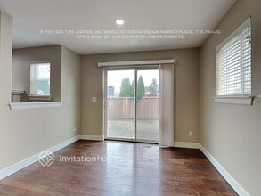 18404 104th St Ct E in Bonney Lake, WA - Foto de edificio - Building Photo