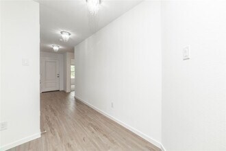1619 Red Oak Dr in Rosenberg, TX - Building Photo - Building Photo