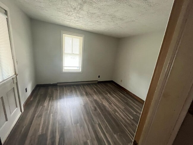 42 W Houston Ave in Montgomery, PA - Building Photo - Building Photo