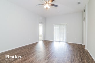 850 Terranova Rd, Unit C-250 in Winter Haven, FL - Foto de edificio - Building Photo