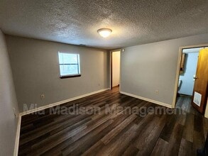 1 Wesley St in Savannah, GA - Building Photo - Building Photo