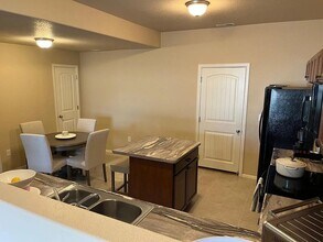 7555 Forest Meadows Ave in Colorado Springs, CO - Building Photo - Building Photo