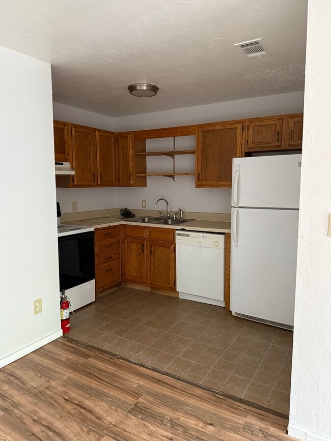 3511 SW 29th Terrace in Gainesville, FL - Building Photo - Building Photo
