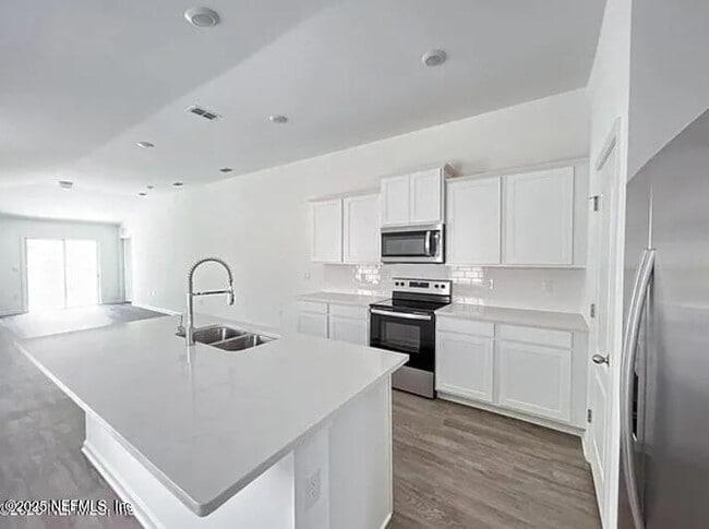 3177 Rustic Deer Wy in Green Cove Springs, FL - Foto de edificio - Building Photo