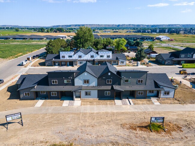 Canyon Ridge Townhomes in Billings, MT - Building Photo - Building Photo