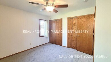 9650 Pleasant Ave S in Minneapolis, MN - Building Photo - Building Photo
