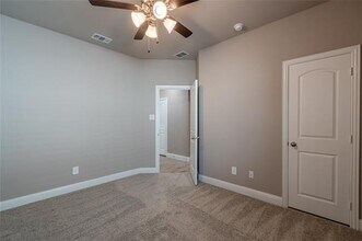 604 Sycamore Dr in Greenville, TX - Building Photo - Building Photo