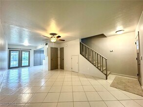 16080 Dublin Cir in Ft. Myers, FL - Building Photo - Building Photo