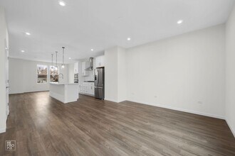 194 Yorktown Ct in Libertyville, IL - Building Photo - Building Photo