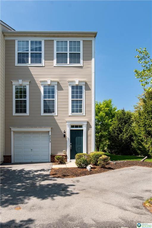 property at 8475 Putnam Ct