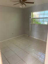 819 13th Ave NW in Largo, FL - Building Photo - Building Photo