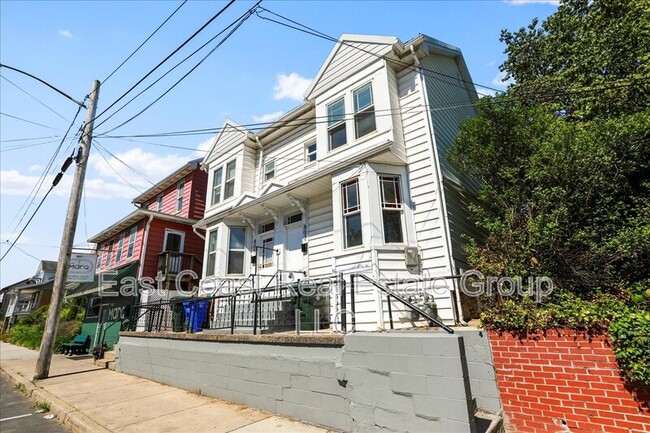 803 S Potomac St in Hagerstown, MD - Building Photo - Building Photo