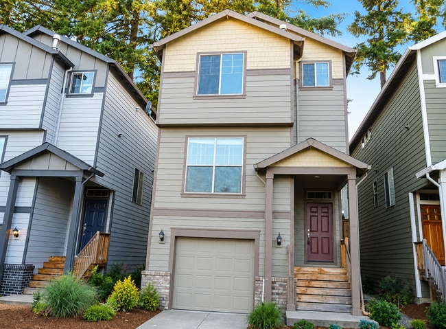 property at 15561 SW Stone Ridge Cir