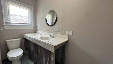 357 Fox St SW in Grand Rapids, MI - Building Photo - Building Photo