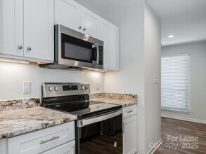 10319 Osprey Dr in Pineville, NC - Building Photo - Building Photo