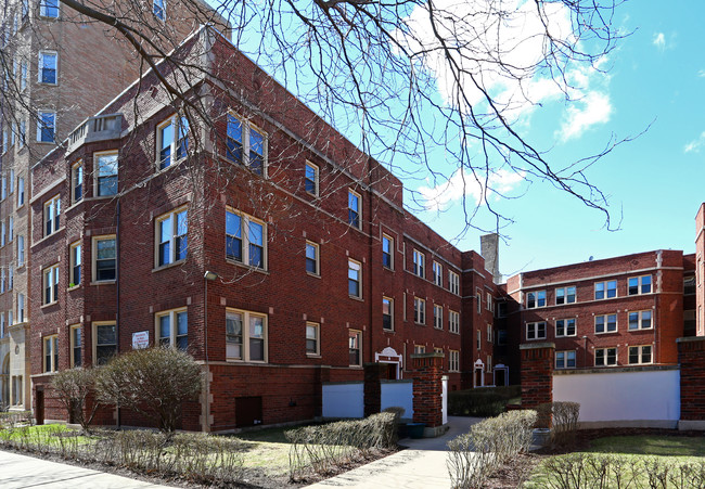 5900-5910 N Kenmore Ave in Chicago, IL - Foto de edificio - Building Photo