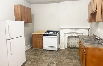 3222 Bishop St in Cincinnati, OH - Building Photo - Building Photo
