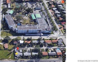 2660 NE 212th Terrace-Unit -A in Miami, FL - Building Photo - Building Photo