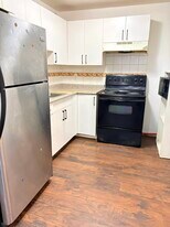 15477 79A Av in Surrey, BC - Building Photo