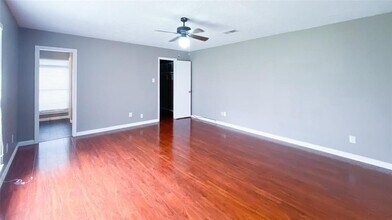 9619 Sharpcrest St in Houston, TX - Building Photo - Building Photo