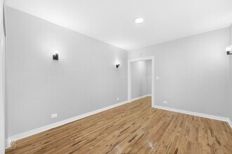 4720 S Drexel Blvd Chicago, IL 60615 in Chicago, IL - Foto de edificio - Building Photo