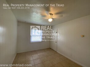 1514 Gholson Ave S East, Unit Apt B in Winston-Salem, NC - Building Photo - Building Photo