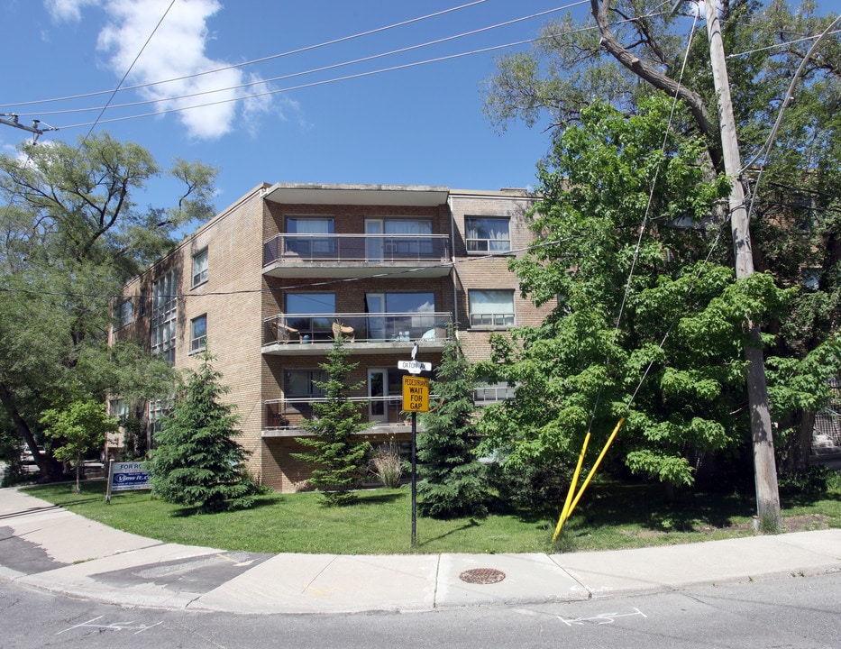 Highbourne Court in Toronto, ON - Building Photo