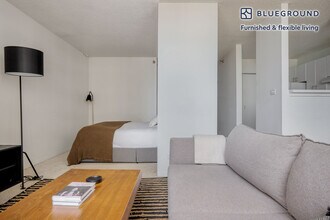 445 E Ohio St in Chicago, IL - Building Photo - Building Photo