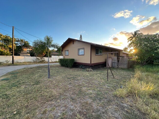 390 Auhana Rd in Kihei, HI - Building Photo - Building Photo