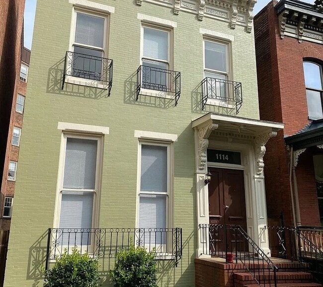 property at 1114 Grove Ave